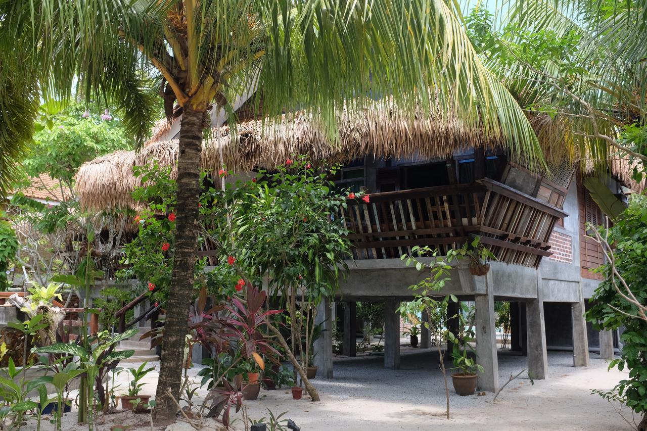Panji Panji Tropical Wooden Home Pantai Cenang  Exteriér fotografie