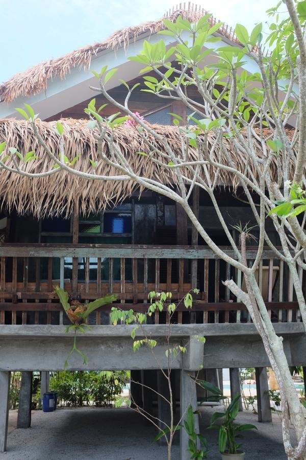 Panji Panji Tropical Wooden Home Pantai Cenang  Exteriér fotografie